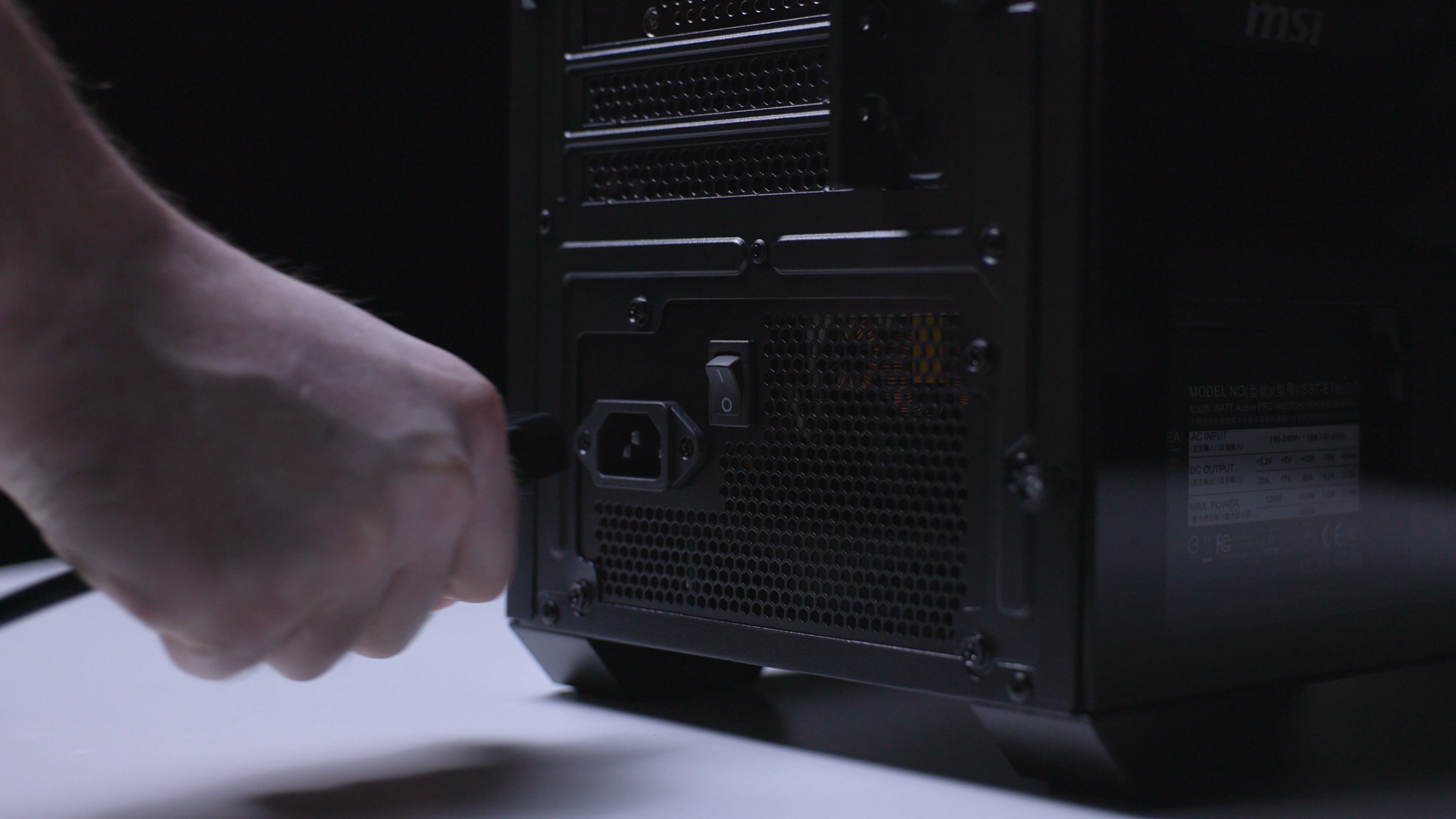 Reseating RAM in your Scorptec Ready to Run gaming PC – Scorptec ...