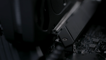 Unlatching and lifting of the GPU out of the chassis